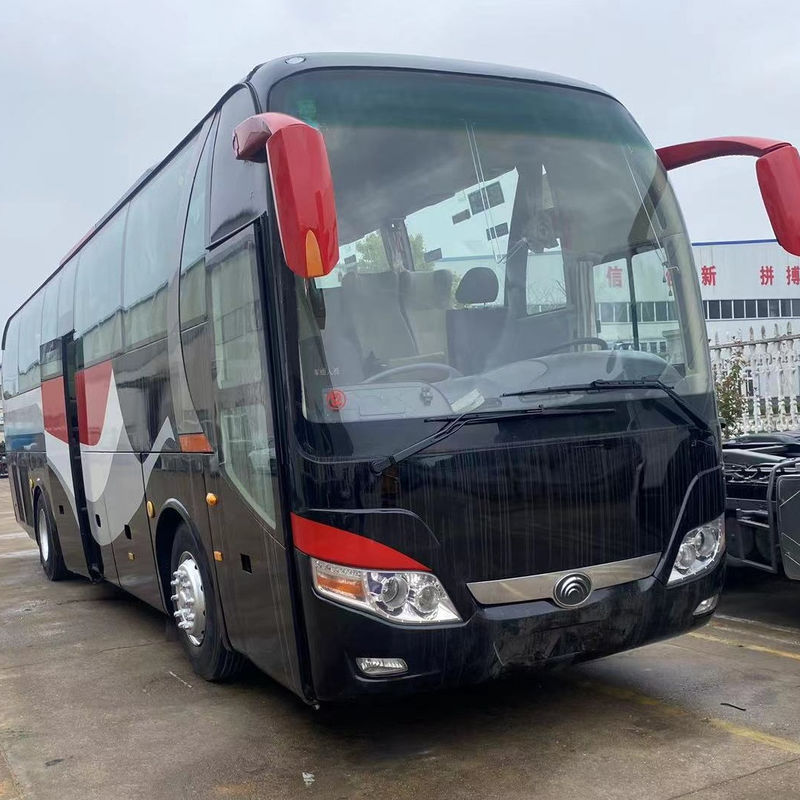 Velocidad nominal de 2200 rpm Motor diesel 49 asientos Autobús usado para viajes de alta capacidad