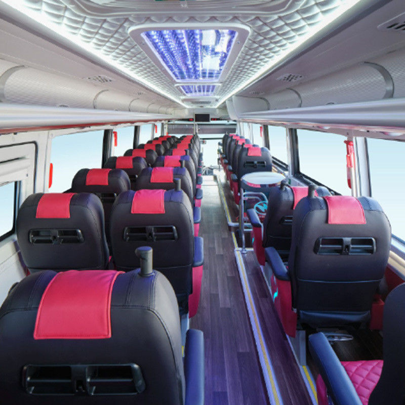 Autobús de pasajeros de 50 asientos Diesel Autobús de autocares usados con buen estado de conversión interior