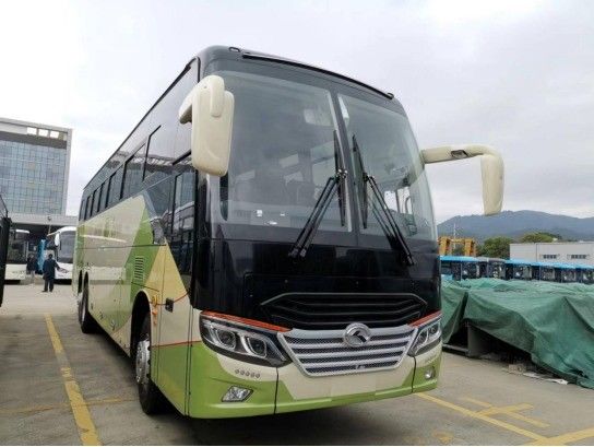 Autobús de autobús con transmisión manual FAST con neumático sin tubos 315/80R22.5 e interior de lujo