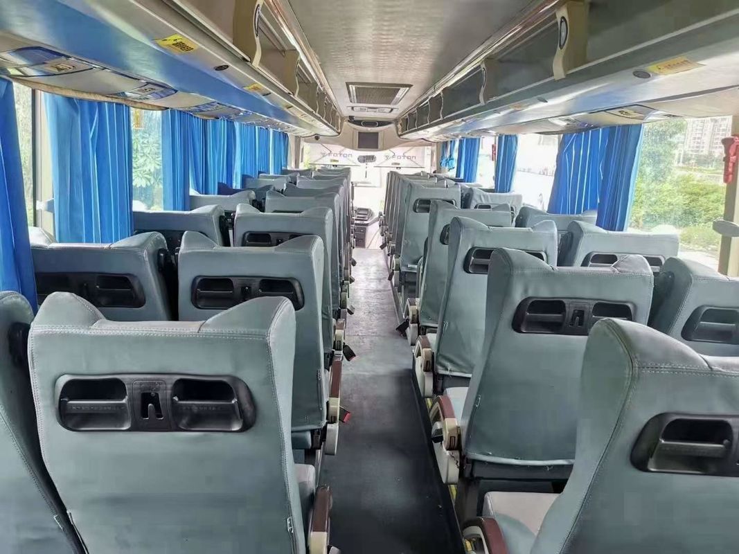 Autobús turístico de segunda mano de 12 metros con 50 asientos y suspensión de resorte de hoja