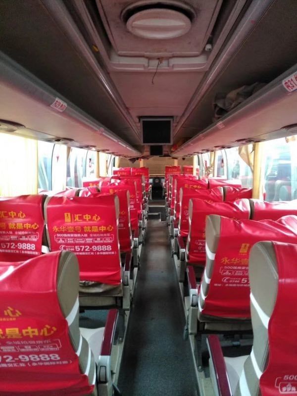 Autobuses usados de dos pisos de 11 metros con 60 asientos y volante izquierdo a un precio asequible