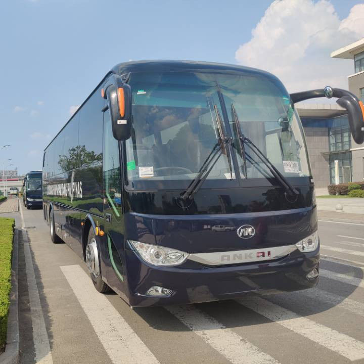 5.5T Eje delantero Diesel Usado 50 asientos Autobús de lujo Autobús de pasajeros Autobús usado