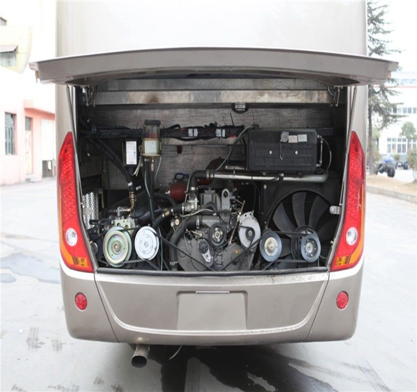 Autobús turístico de lujo de 45-47 asientos LHD usado para sus necesidades de clientes