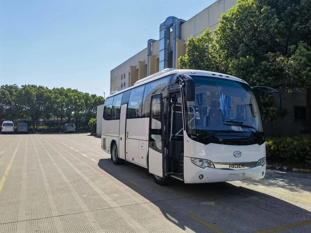 Requisito del cliente 2022 Transmisión manual Autobús de lujo con 32 asientos y mesas