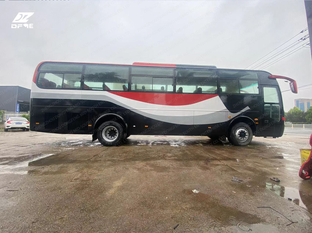 Motor delantero 53 pasajeros Youtong Bus Luxury Coach con y Euro 3 Norma de emisiones
