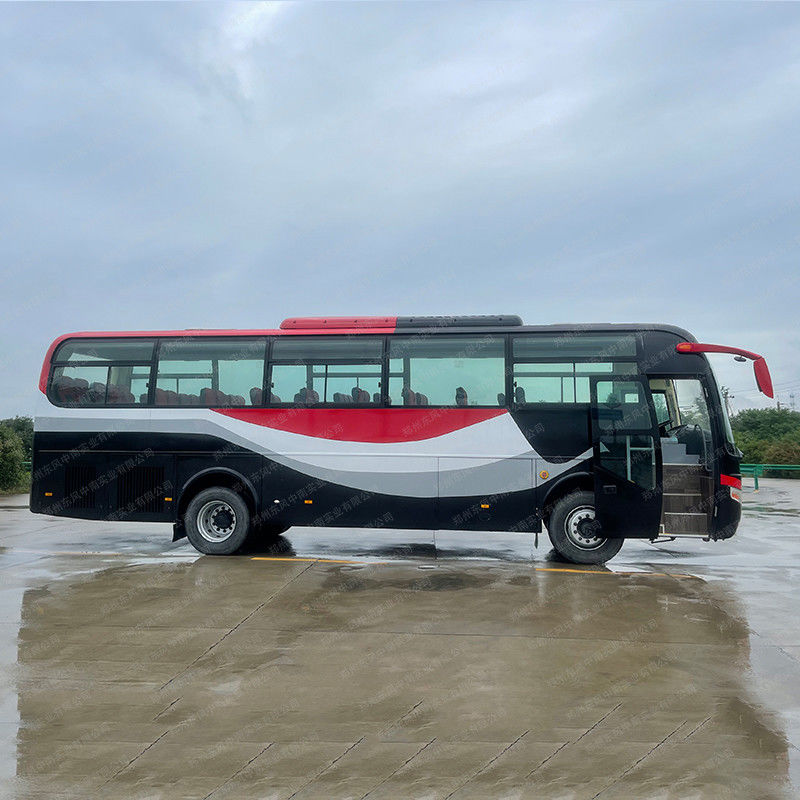 Autobús de lujo de 53 asientos con motor delantero con combustible diesel y capacidad del motor de 4 6L