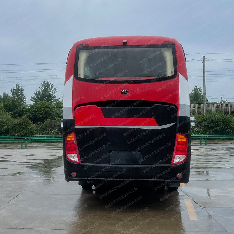Autobús de lujo de 53 asientos con motor delantero con combustible diesel y capacidad del motor de 4 6L