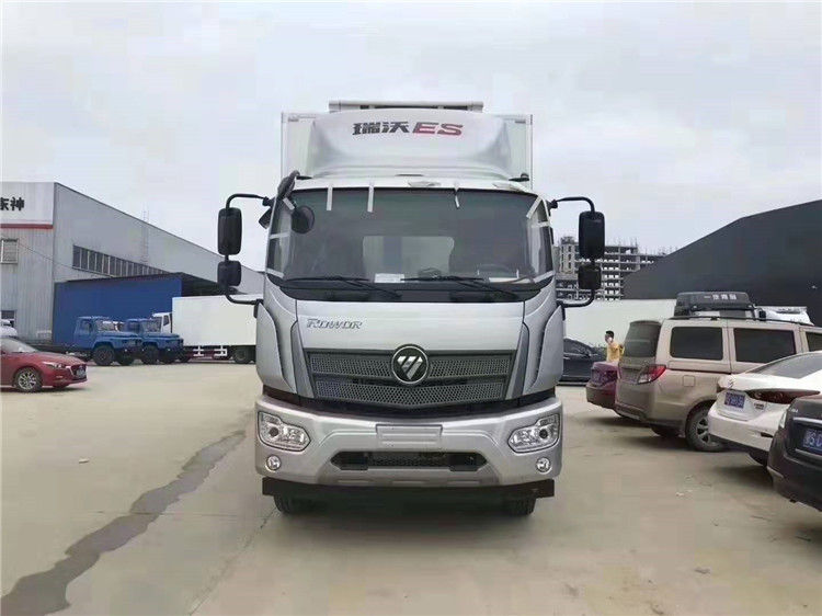 Camión refrigerado Foton para pescado vivo fresco y productos congelados según los requisitos de la aduana