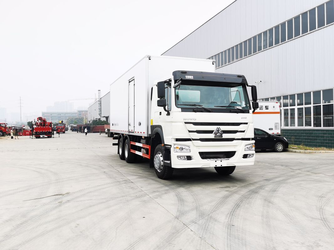 Rango de temperatura de menos 18 a 20 grados Centigrados Sinotruk HOWO 6x4 camioneta frigorífica
