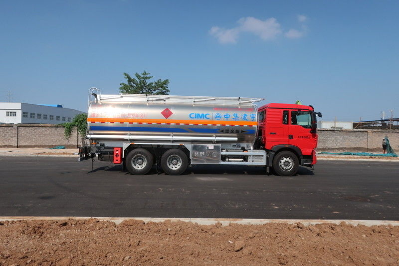 CIMC LINYU 6*4 24m3 Camión cisterna de aleación de aluminio para el transporte de combustible líquido inflamable