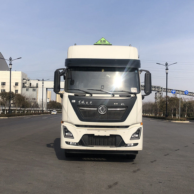 CIMC LINYU 8*4 Chasis Dongfeng 20-40m3 Camión tanque de petróleo con el par máximo 1000-1500Nm