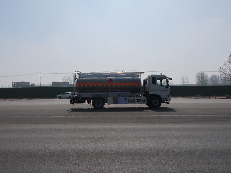 15m3 CIMC LINYU Dongfeng Cisterna de petróleo Camión de transporte de combustible líquido de aleación de aluminio