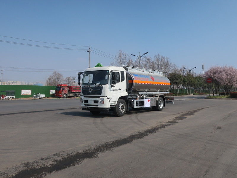 15m3 CIMC LINYU Dongfeng Cisterna de petróleo Camión de transporte de combustible líquido de aleación de aluminio