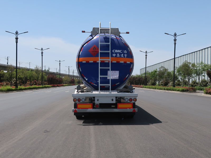 Aislamiento 45,5m3 3 Ejes Semirremolque líquido inflamable para vehículo de transporte de líquidos