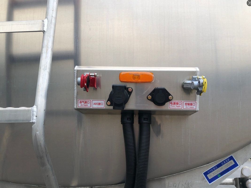 Cisterna de diésel de aleación de aluminio para África 44m3 Diésel líquido Semirremolque Combustible de gasolina