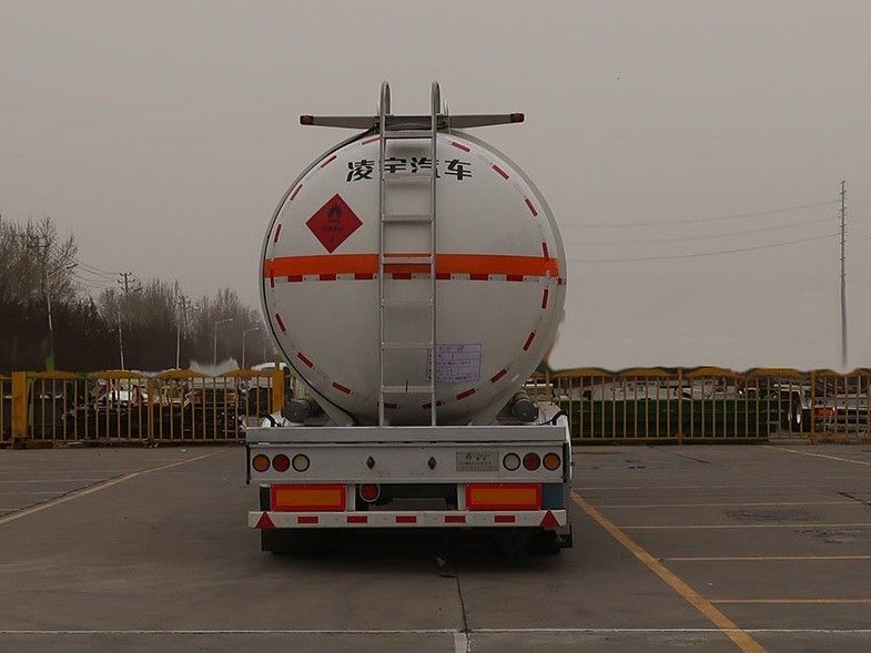 46000 litros de acero inoxidable petrolero crudo tanque de combustible semirremolque para la distribución de camiones