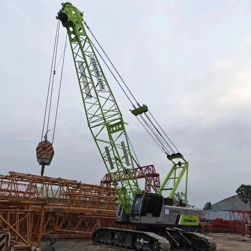 ZOOMLION grúa hidráulica de gran tamaño de 100 toneladas con un momento de elevación nominal de 357 T.m.