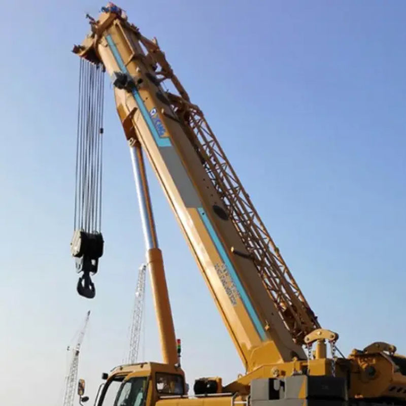 Granas de arrastre de 55 toneladas usadas para la construcción