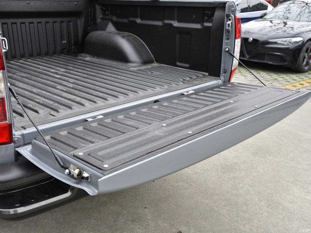 2024 Dongfeng 4*4 8AT camioneta de gasolina con ESC y el techo de aleación de aluminio