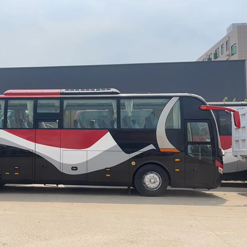 Autobús de segunda mano Motor delantero 47/57 asientos Dirección derecha Autobús de transporte Euro 3