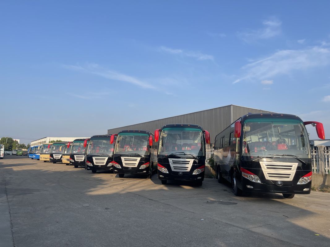 Autobús usado de 12 metros con motor y aire acondicionado en promoción caliente